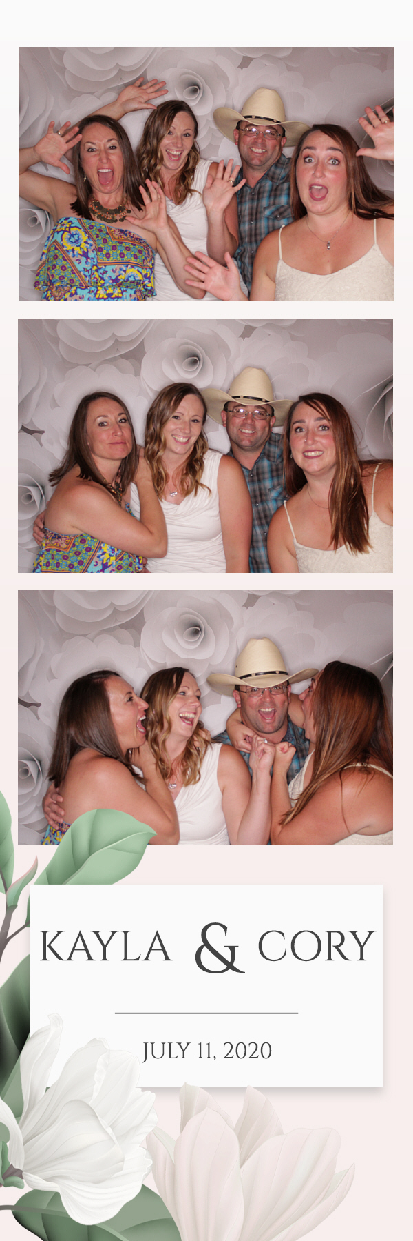 Kayla and Cory Wedding | View more photos from the event at gallery.photoboothbillings.com/u/PhotoBoothBillings/Kayla-and-Cory-Wedding